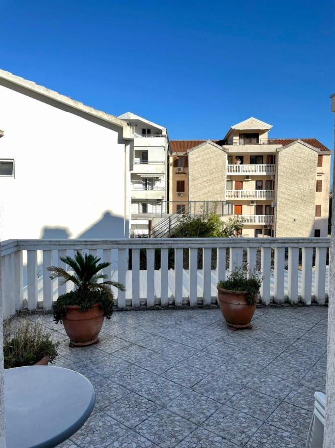 Guest house Vila Monte *